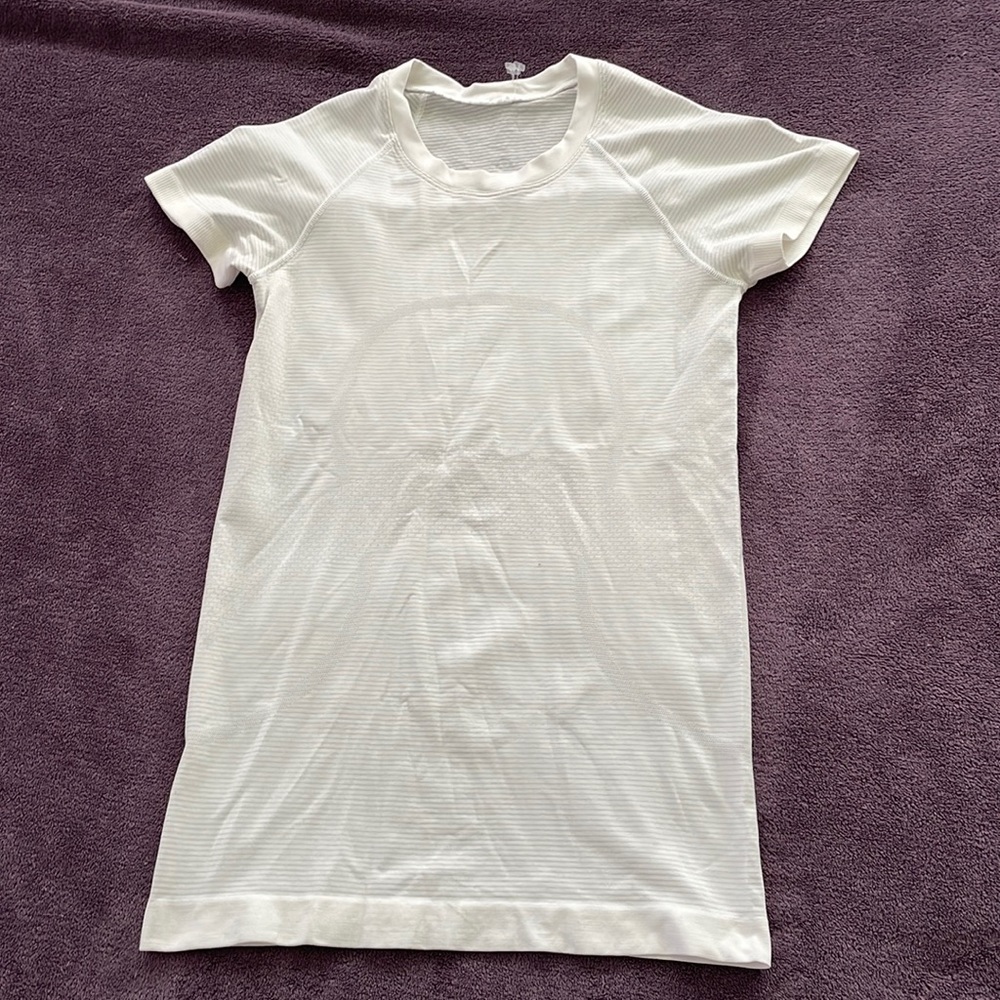 Lululemon Swiftly Tech Short-Sleeve Shirt in white